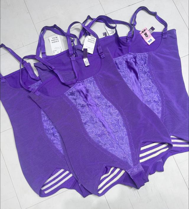 ชุดชั้นในซัมมิทควีนปรับสรีระกระชับรูปร่าง 7