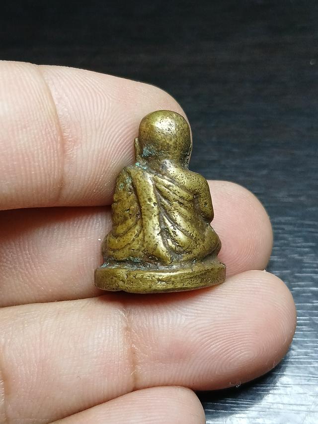 หลวงพ่อเงิน วัดบางคลาน 2