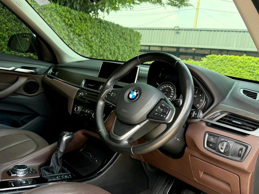 2017 BMW X1 F48 18D ( ดีเซล ) รถออกศูนย์ BMW THAILAND รถวิ่งน้อย ประวัติศูนย์ครบ รถไม่เคยมีอุบัติเหตุครับ 11