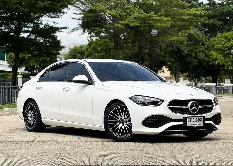 (แจ้งรหัสรถ AVA2868) ⭐️ Mercedes-Benz C220d ดีเซล Avantgarde (W206) โฉมปัจจุบัน ปี 2022
