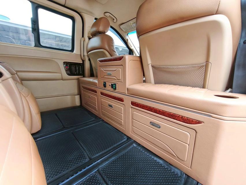 รหัสรถ CAT1156 2017.. HYUNDAI H-1 2.5 Elite มือเดียว ออโต้ 16