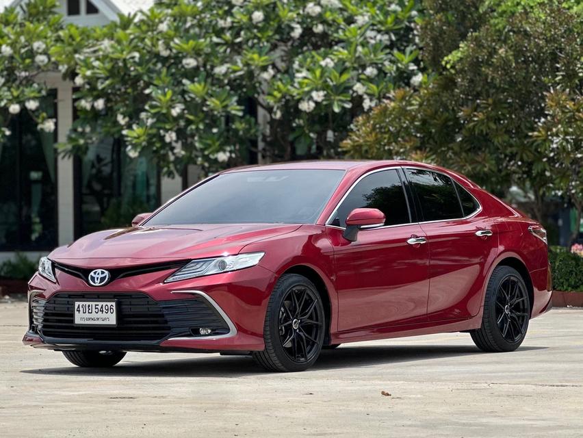 รหัสรถ PAT5496 Toyota Camry 2.5 Sport สีแดง ปี2021 