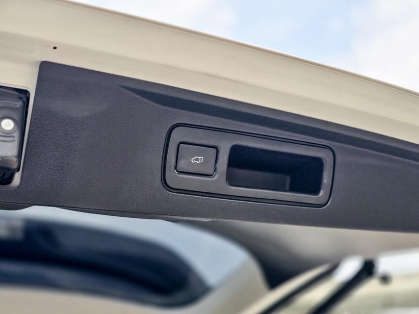 (แจ้งรหัสรถ CBLX9344) ! 🚙 TOYOTA FORTUNER 2.8 TRD SPORTIVO 4WD AT 2019. รูปที่ 10