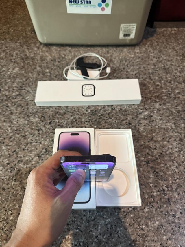 ขายๆๆๆถูกๆๆไอโฟน14ProMaxสีใหม่Purple256กิ๊กมีกล่อง ( แถมแบตมูลค่า1800บาทไว้ไปเปลี่ยนได้เลยคับ ) ใช้งานปกติหมดทุกๆฟังชั่นเครื่องรีสโตได้ตลอดไม่มีติดไอค 3