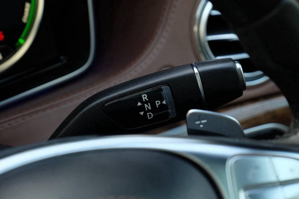 (แจ้งรหัสรถ PR9696) Mercedes Benz (W222) S-500e Plug in Hybrid AMG Dynamic ปี 2016 รูปที่ 10