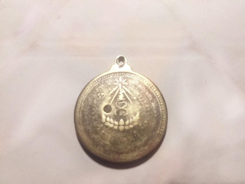 หลวงพ่อแหวนรุ่นพิเศษปี17 (กลมใหญ่) 2