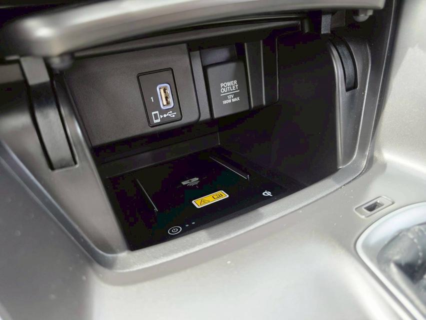 ขาย Honda Accord 2.0Hybrid ปี20 10