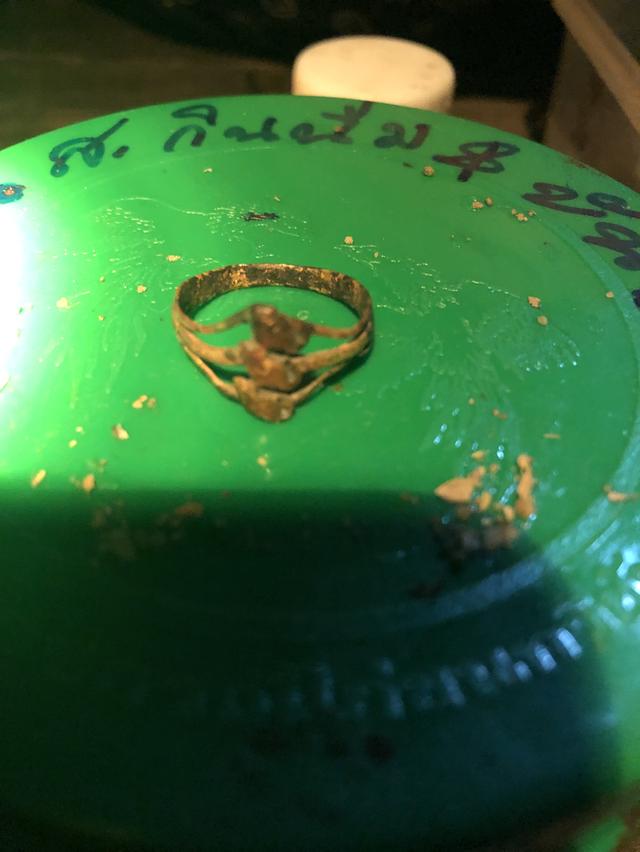 แหวนหลวงพ่ออิ่ม วัดหัวเขา