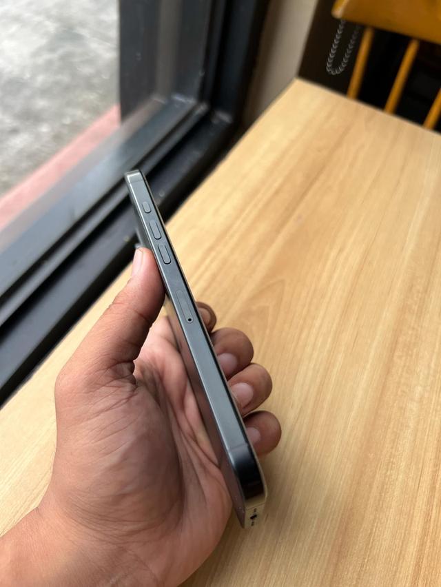 ส่งต่อ iPhone 16 pro max 4