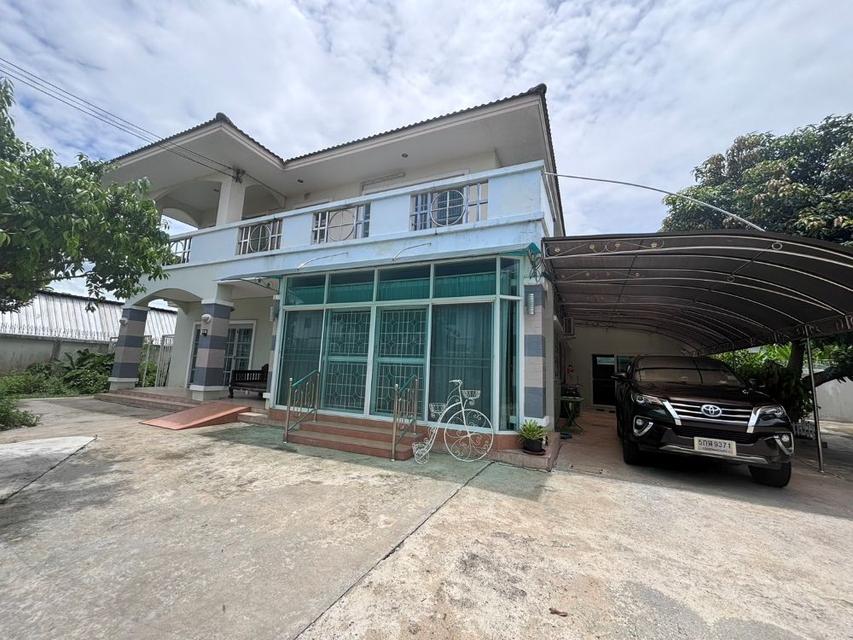 ขายบ้านเดี่ยว 2 ชั้น หมู่บ้านพัฒนาชุมชนเปรมวดี พุทธมณฑลสาย 3 พร้อมเรือนรับรอง แปลงสวย ทำเลดี 1