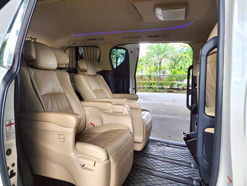 2015 Toyota VELLFIRE 2.5 Hybrid  รถสวยพร้อมใช้งาน ฟรีดาวน์ 8