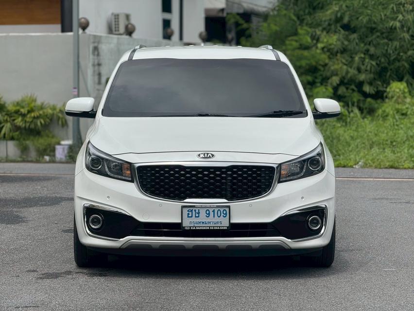 KIA CANIVAL Wagon 4dr EX 11st SA 6sp FWD 2.2DTi (CBU) Y2015  สีขาว ออโต้  4