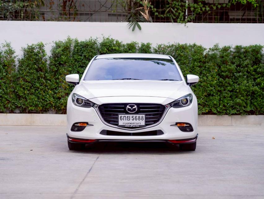 Mazda 3 2.0S ปี 2017 ♨️ #ประกันเครื่องเกียร์หลังการขาย3ปี / 30,000km. ♨️ 8