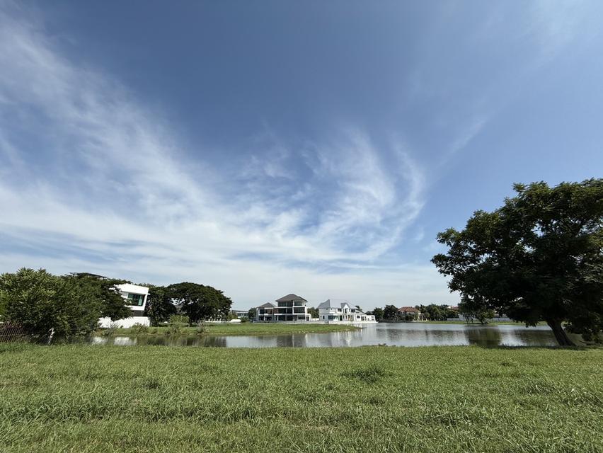 ขายที่ดินเปล่า 273 ตรว. ม.กฤษดานคร 21 บางนา กม6. แปลงสวย ติดทะเลสาบ 180 องศา ใกล้ Mega บางนา 3