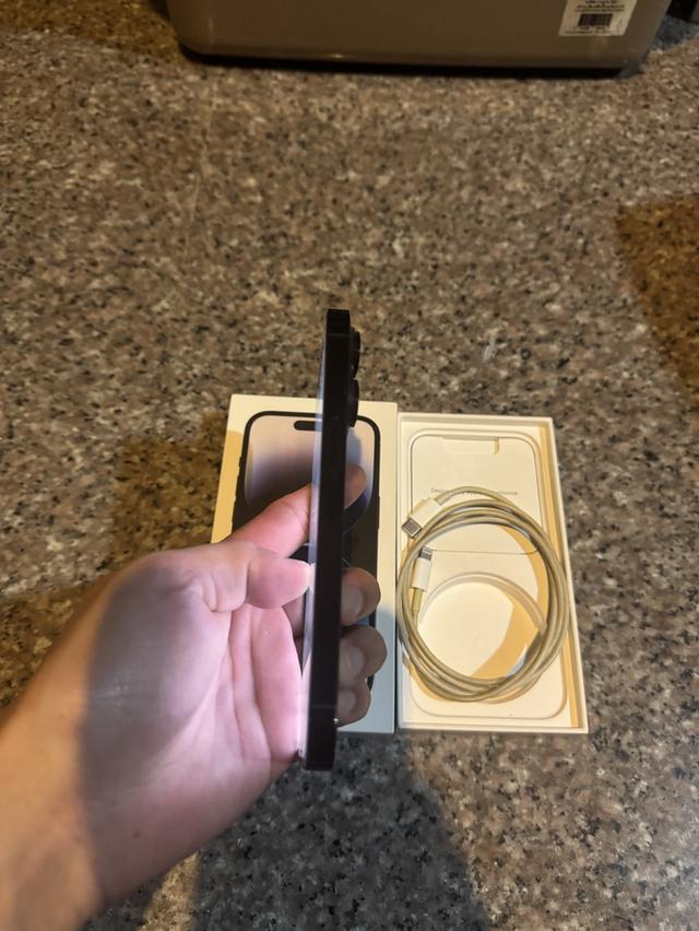 ขายๆๆๆถูกๆๆไอโฟน14ProสีSpace Gray 128กิ๊กยกกล่องอีมี่ตรงสูนTrueใช้งานปกติหมดทุกๆฟังชั่นเครื่องรีสโตได้ตลอดไม่มีติดไอคราว ( เครื่องเดิมๆไม่เคยแกะเลยหาย