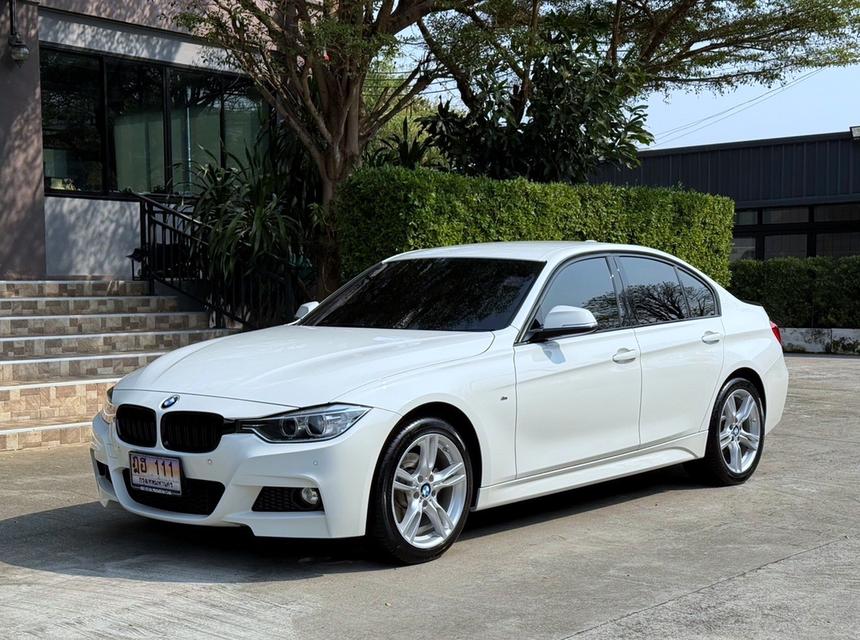 2016 BMW 320D MSPORT ( แท้ ) รถออกศูนย์ BMW THAILAND รถวิ่งน้อยเพียง 90,000 กม รถไม่เคยมีอุบัติเหตุครับ 4