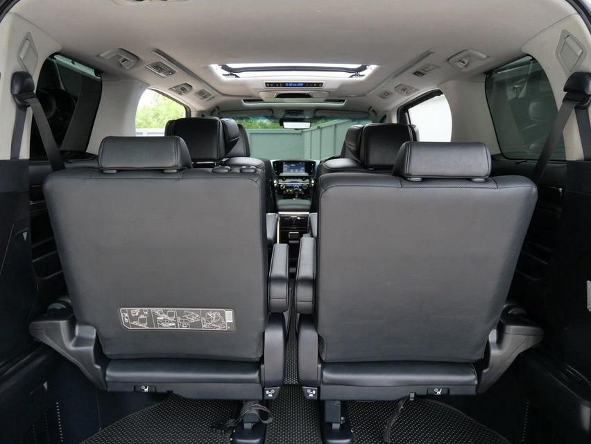 TOYOTA ALPHARD 2.5 SC-Package Minorchange 2021 สีขาว รูปที่ 9
