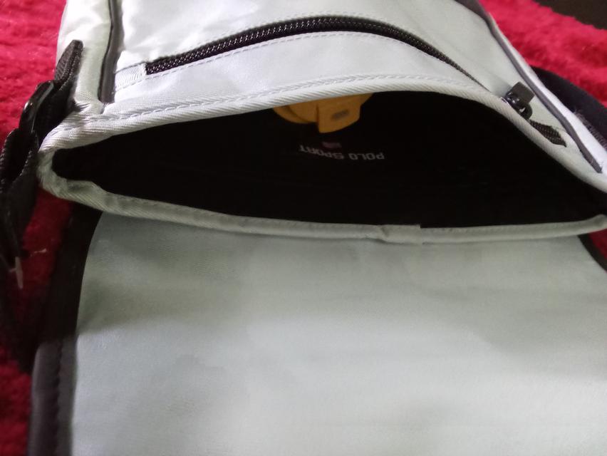 กระเป๋าสะพายข้างแบรนด์มือสอง รูปที่ 9
