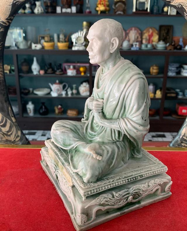 หลวงพ่อโต เนื้อเรซิน 3
