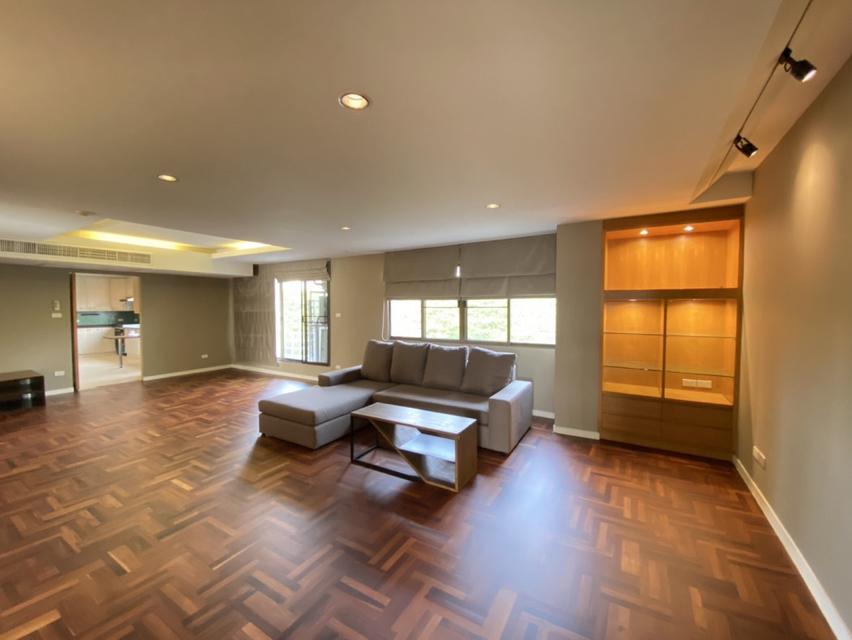 ให้เช่าคอนโดห้องใหญ่ โปโล เรสซิเดนซ์ - 200 ตรม. ชั้น 5 ห้องมุม วิวโปโลคลับ**Fully Furnished**