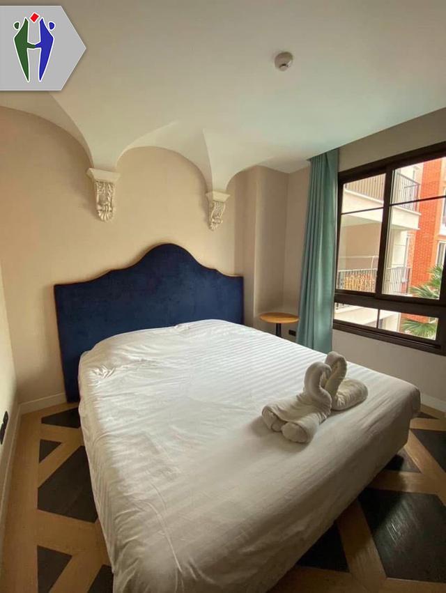 เอสปัญน่า คอนโด จอมเทียนพัทยาให้เช่า  •	ขนาด 35 ตารางเมตร, 1 ห้องนอน 1 ห้องน้ำ •	ทีวี, 2 แอร์, ตู้เย็น, ไมโครเวฟ •	บิ๊วอินครัวยุโรป เฟอร์นิเจอร์ครบชุด 7