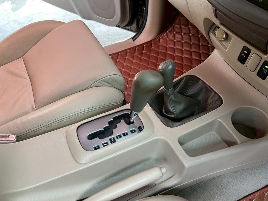 TOYOTA FORTUNER 3.0V A/T 4x4 ปี 2005 รถมือเดียว เลขไมล์น้อย สภาพสวยพร้อมใช้ เครื่อง/เกียร์/ช่วงล่างสมบูรณ์ รถสะอาด รูปที่ 13