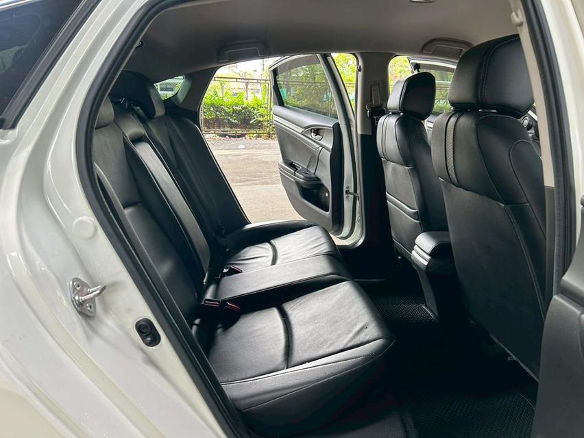 🔥รถสวยมือเดียว เครดิตดี ฟรีดาวน์ Honda CIVIC 1.8 EL AT ปี 2019 รูปที่ 17