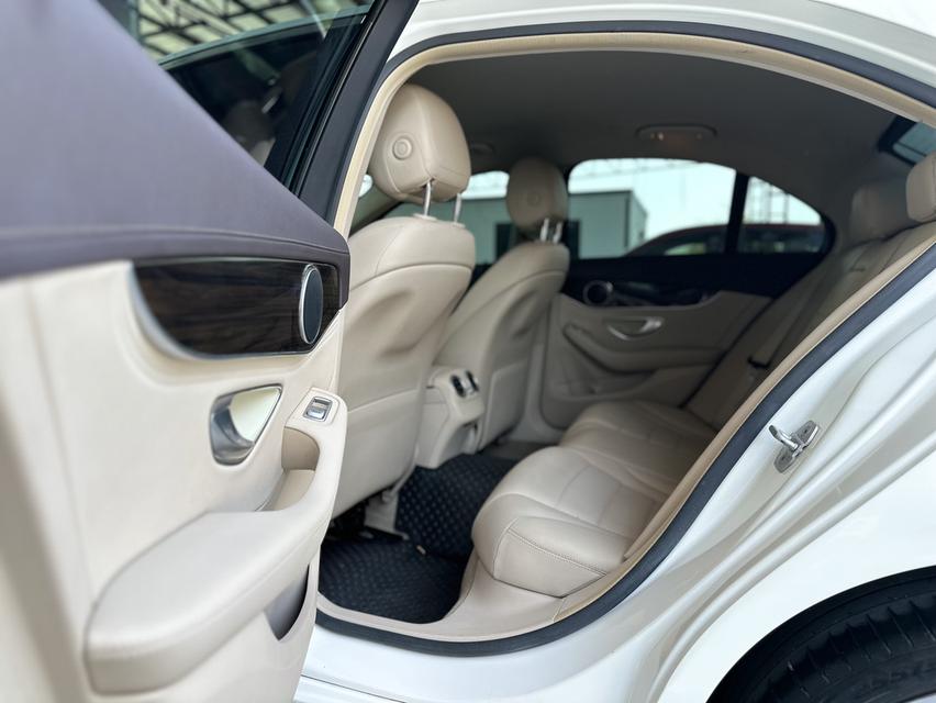 Mercedes benz c180 w205 รูปที่ 17