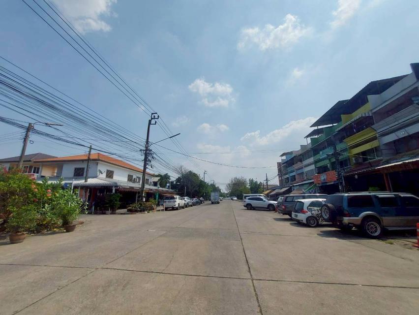 ขายอาคารพาณิชย์ 3 ชั้น หมู่บ้านสหกรณ์ 4 บึงกุ่ม กรุงเทพมหานคร 2