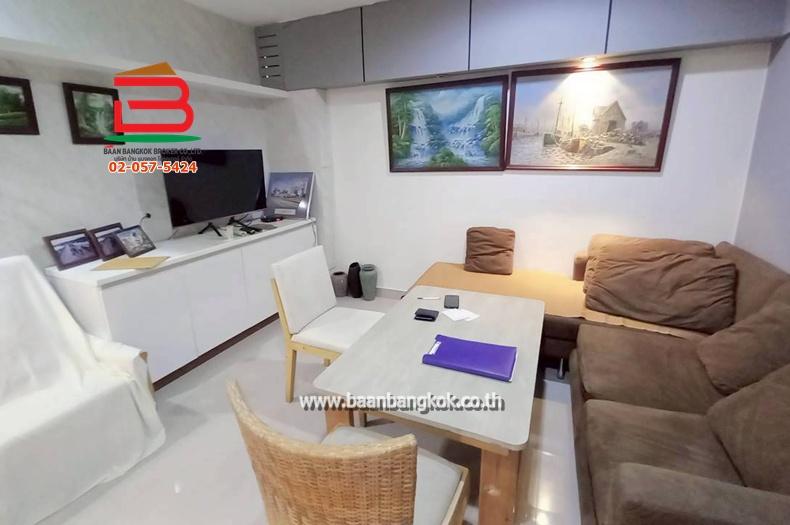 ทาวน์เฮ้าส์ พูนสินธานี 1 (ใกล้สำนักงานที่ดินบึงกุ่ม) เนื้อที่ 25 ตรว. แขวงคลองสองต้นนุ่น 4