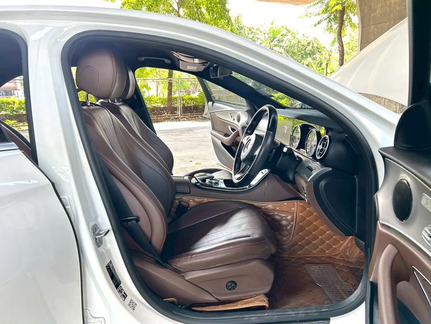 ขายรถ Benz E350e Avantgarde W213 ปี 2017 สีขาว เกียร์ออโต้ 9