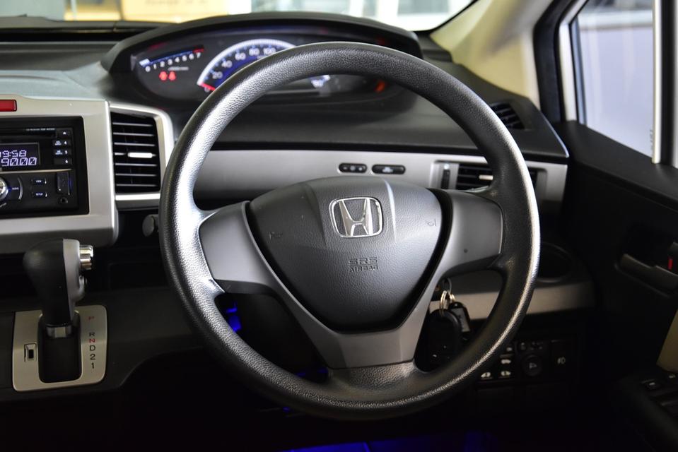 รหัสรถ TKG108 HONDA FREED 1.5 E ปี 2015 7
