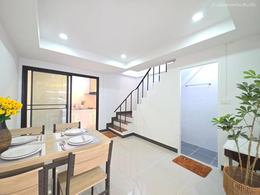 หมู่บ้านธีรวรรณ 2 ถนนพระยาสุเรนทร์ 2 7