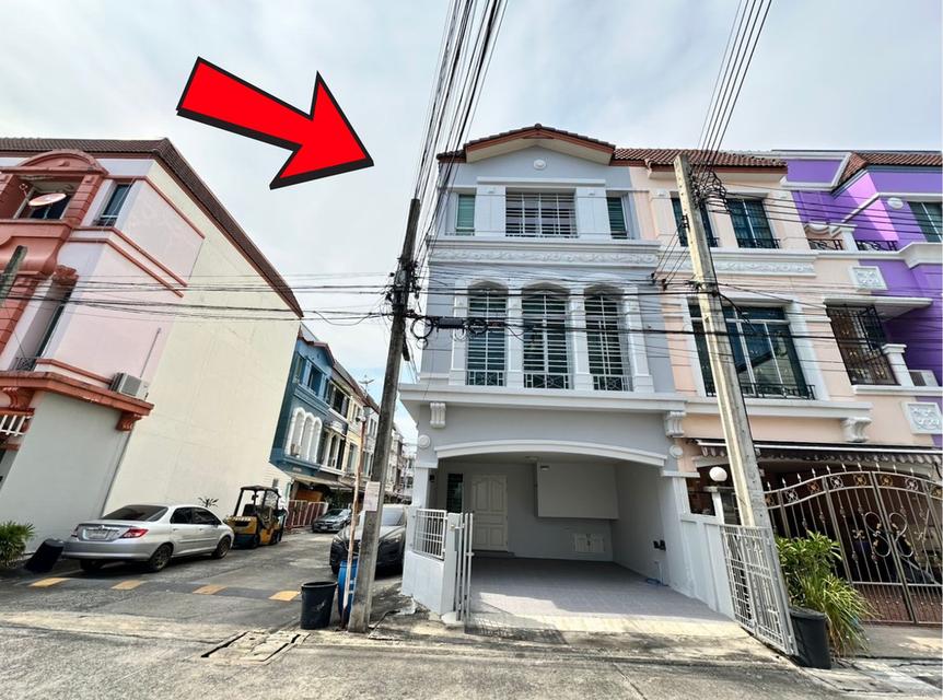 บ้านกลางเมือง บริติช ศรีนครินทร์ ราคาถูกสุด หลังมุม สภาพดี พร้อมอยู่ 1