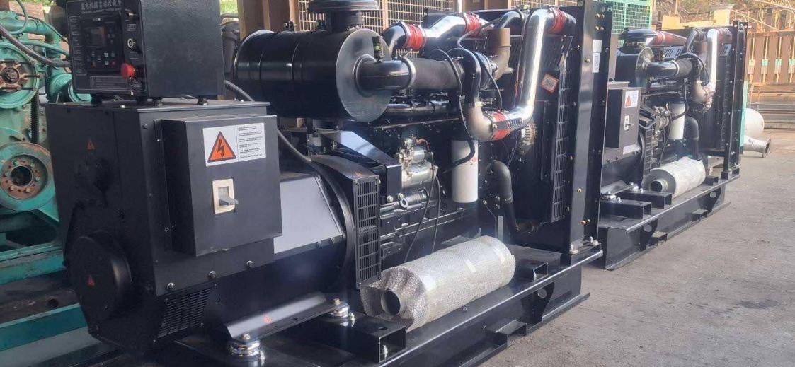 ขาย เครื่องปั่นไฟคัมมิ่นส์ 250kva มือสอง  2