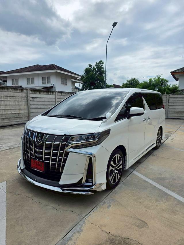 Toyota ALPHARD 2.5SC PACKAGE สีขาว ปี 2022 ไมล์ 62,000 กม. 