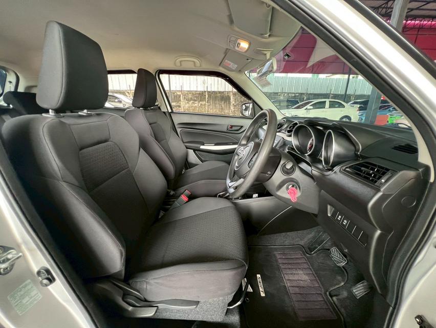 ปี 2018 SUZUKI SWIFT 1.2 GLรถสวย วิ่งน้อย ไมล์ 64,915 กิโลเท่านั้น รถมือเดียว คู่มือบุ๊คเซอร์วิสครบ  7