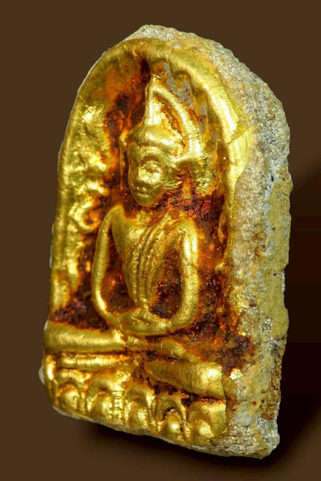 พระซุ้มกอเนื้อว่านหน้าทอง รูปที่ 3