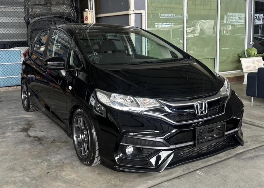 Honda Jazz GK 1.5 MT TURBO 2016