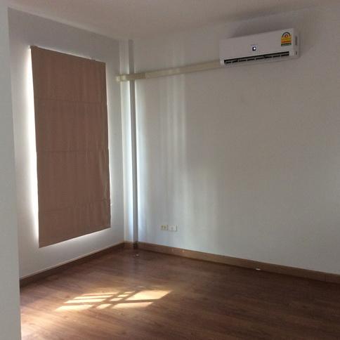 ให้เช่า บ้านกลางเมือง มอนติคาโล รัชวิภา 9