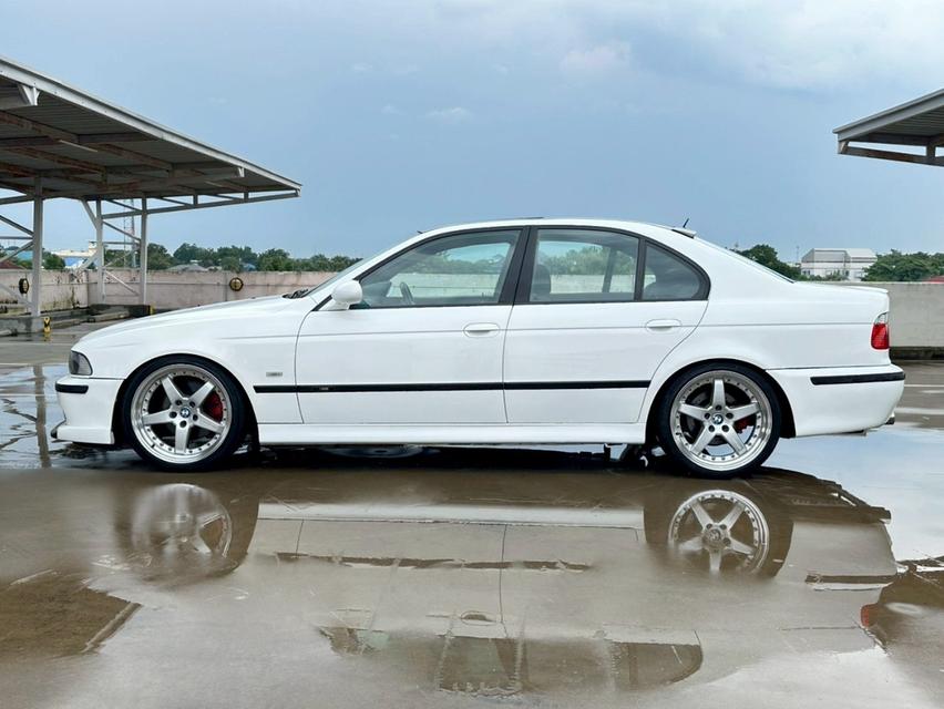 BMW 540i M-Sport (E39) รถย้ายของ4.4L V8 7