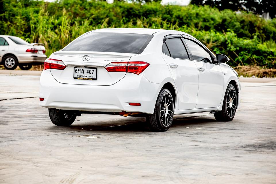 Toyota Altis 1.6G ปี 2014 สีขาว 5