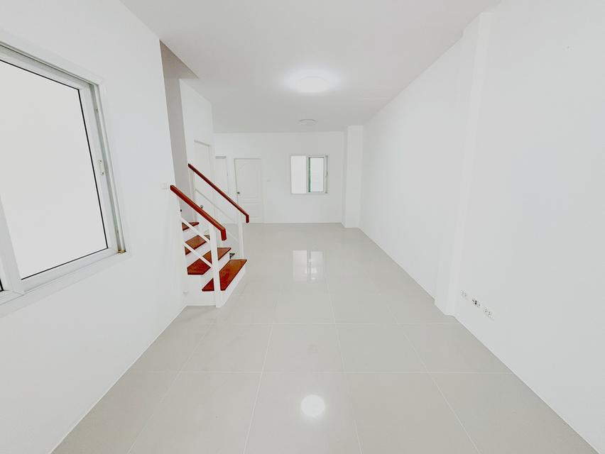 🏡✨ ขายทาวน์โฮม 2 ชั้น ทำเลดี ใกล้ศาลายา ราคาคุ้มเพียง 1.69 ล้านบาท ✨🏡 3