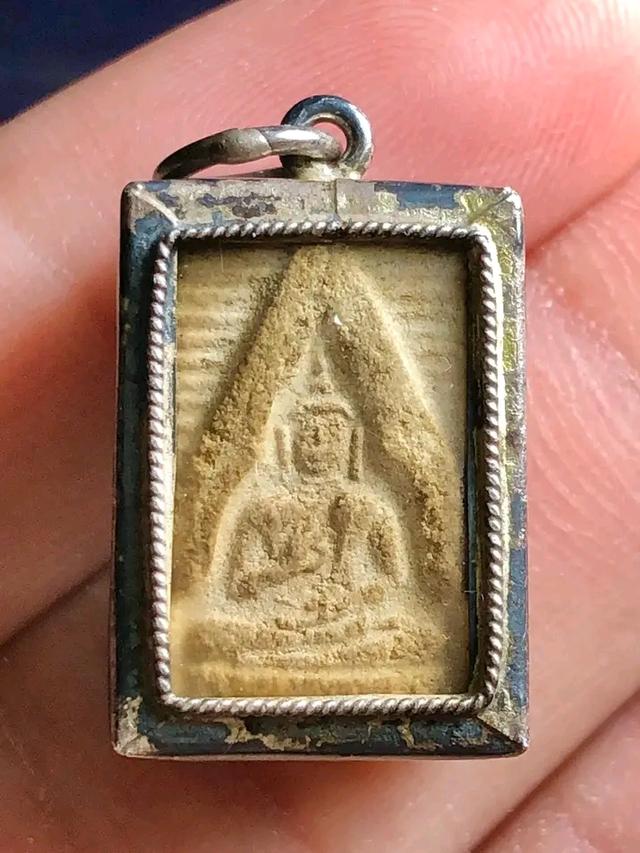 พระเลี่ยมเก่า