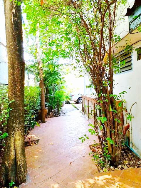 พร้อมเฟอร์ฯ สวย สภาพดี 60 ตร.วาตลาดนัดสัมมากร 1กม.ให้เช่าบ้านเดี่ยว 2 ชั้น.ม.นานาชาติแสตมฟอร์ด 2.9 กม. เดอะพาซิโอ ทาวน์  8