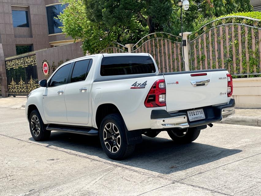 TOYOTA HILUX REVO DOUBLE CAB 2.8 HIGH 4WD ปี 2022 AUTO
