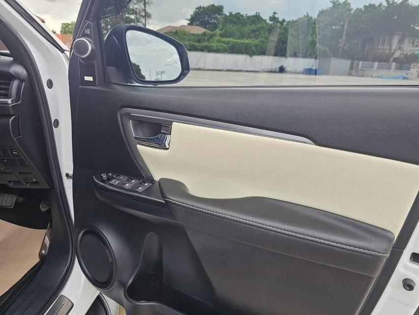 เข้าใหม่#Toyota #Fortuner 2.8 Legender 4WD Black Top ปี 2023 จด 24 รูปที่ 18