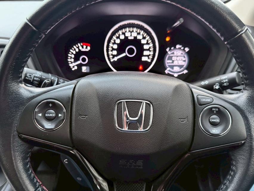 HONDA HRV 1.8E 2018 สีดำ MINOR CHANGE มือเดียว ไมล์น้อย  8