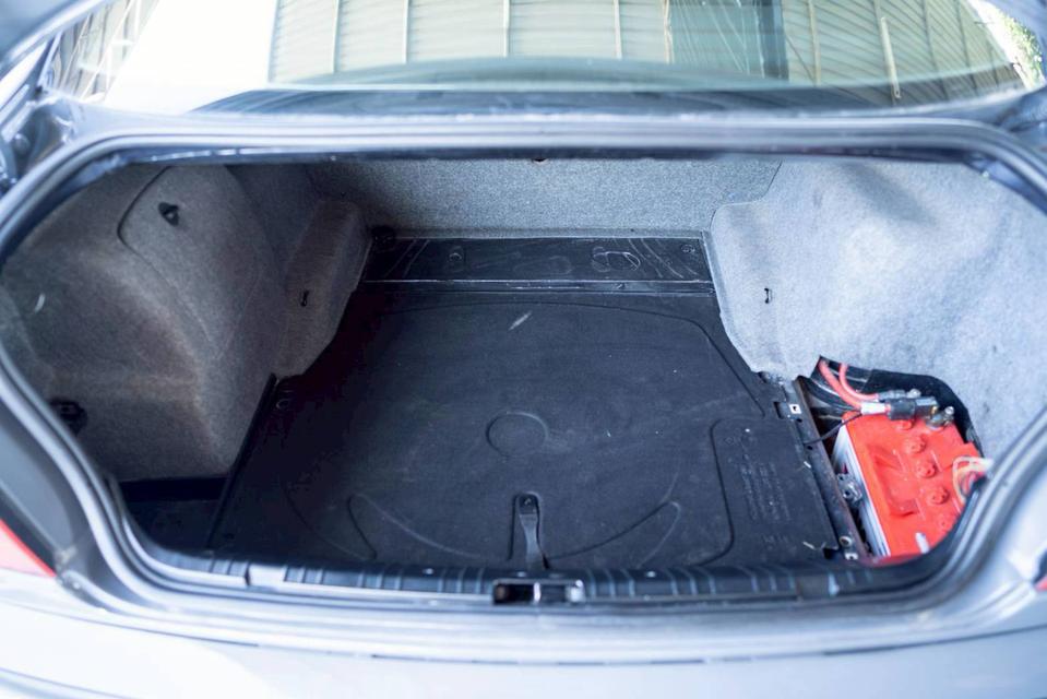 BMW 318i มือสอง ปี 2005 9