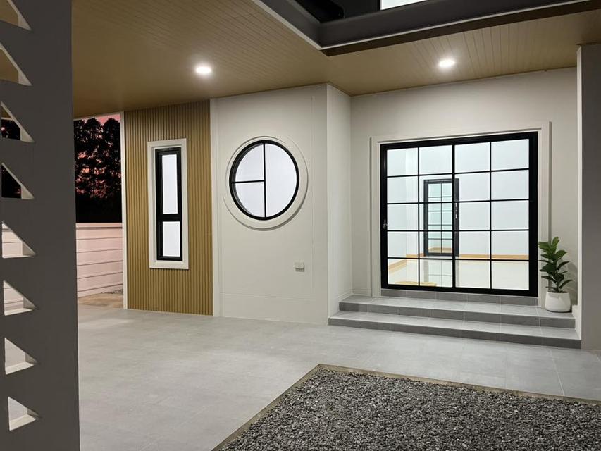 ลงทุนก็คุ้ม อยู่เองก็สบาย…..2 ห้องนอน | 2 ห้องน้ำ | 2 ที่จอดรถ 7